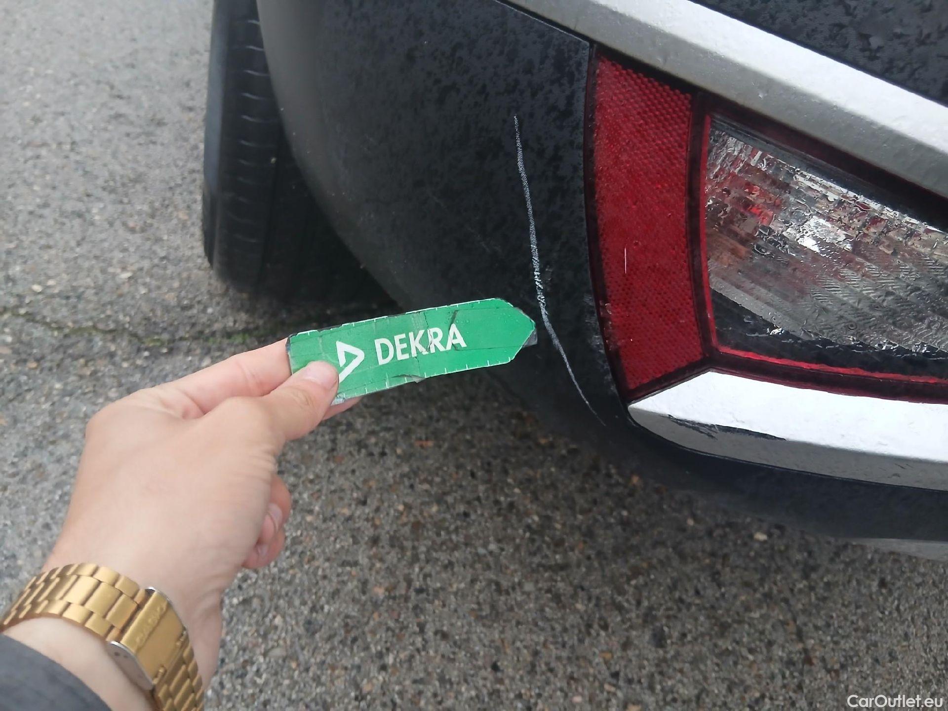  KIA  Sportage KIA  / 2022 / 5P / todoterreno 1.6 T-GDi HEV 171kW (230CV) Drive 4X2 #17