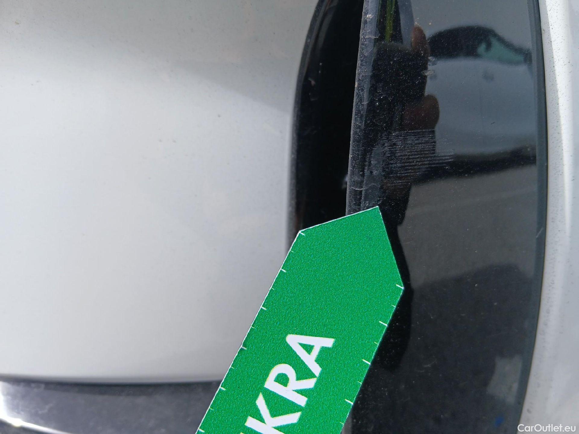  KIA  Picanto KIA  / 2020 / 5P / berlina con portón 1.2 DPi 62kW (84CV) GT Line #6