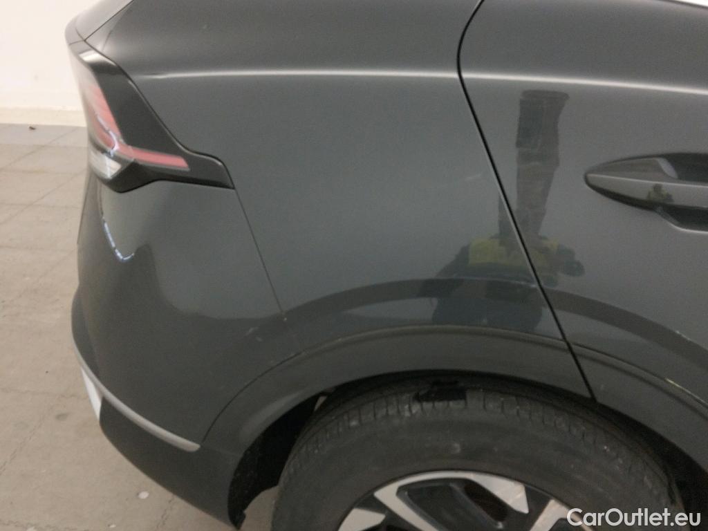  KIA  Sportage KIA  / 2022 / 5P / todoterreno 1.6 T-GDi MHEV 112kW (150CV) Drive 4X2 #9