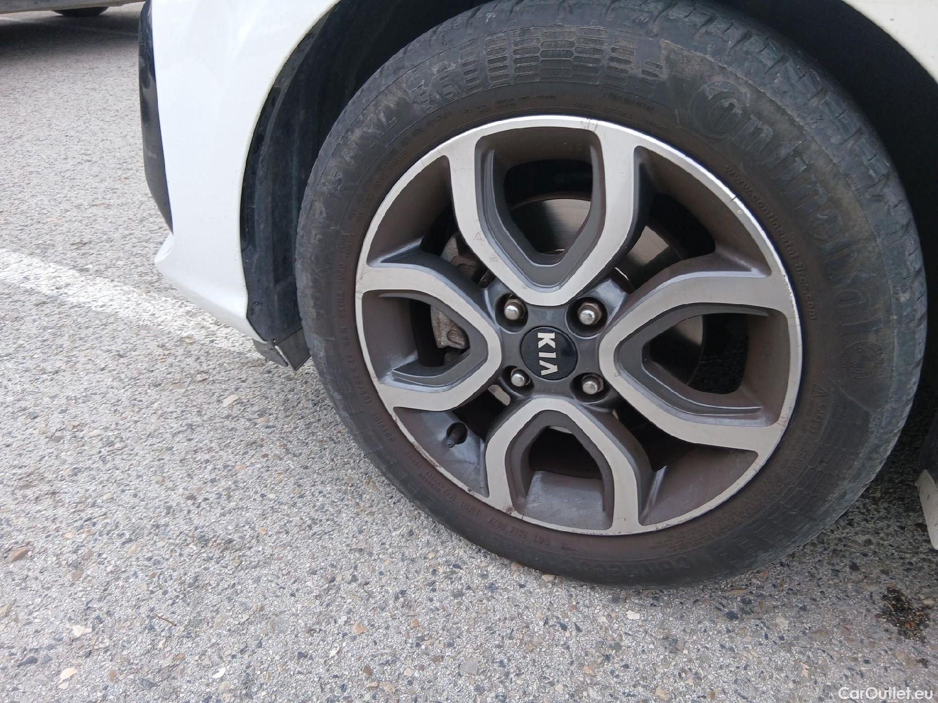  KIA  Picanto KIA  / 2020 / 5P / berlina con portón 1.2 DPi 62kW (84CV) GT Line #9