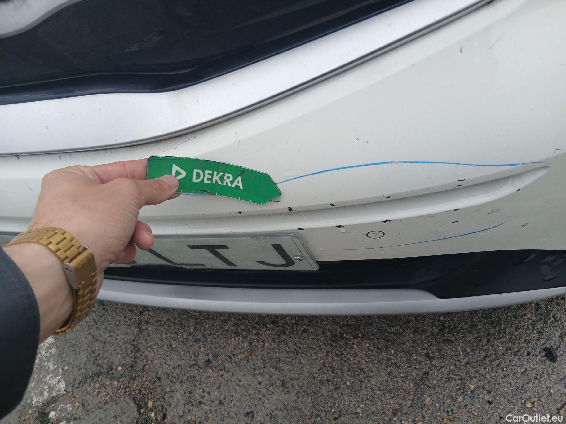  KIA  STONIC KIA  / 2017 / 5P / todoterreno 1.0 T-GDi 88kW (120CV) MHEV iMT Drive #5