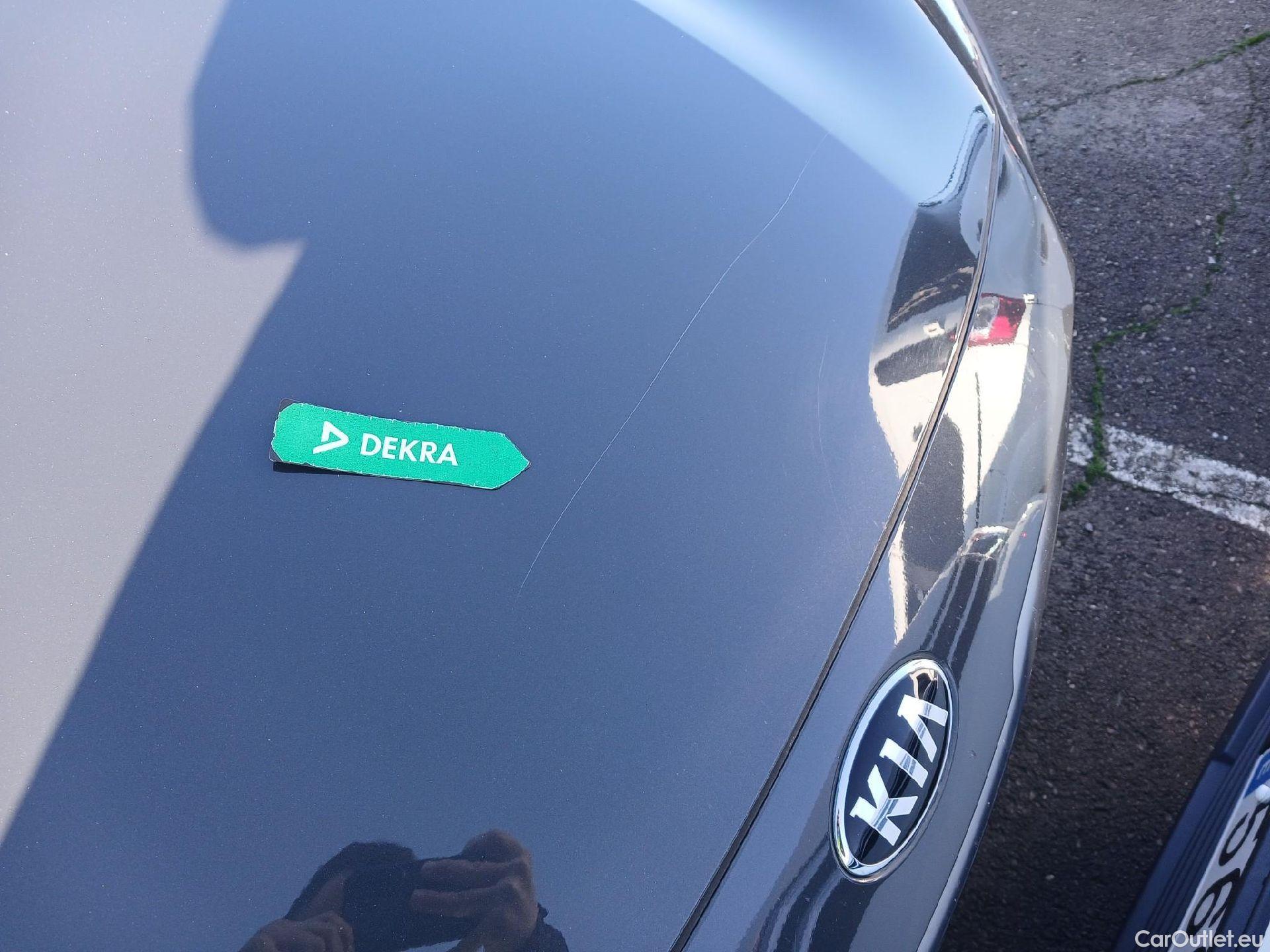  KIA  XCeed KIA  1.6 GDi PHEV 104kW (141CV) eDrive #8