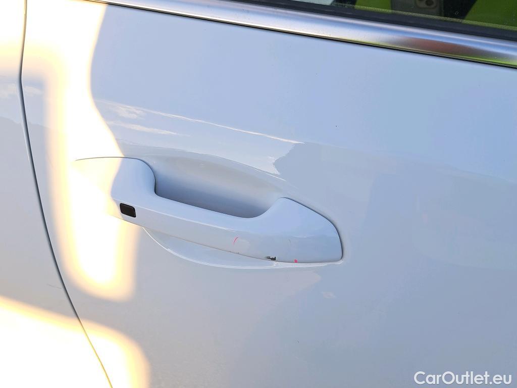  KIA  XCeed KIA  / 2019 / 5P / berlina con portón 1.6 T-GDi Emotion 150kW (204CV) DCT #27