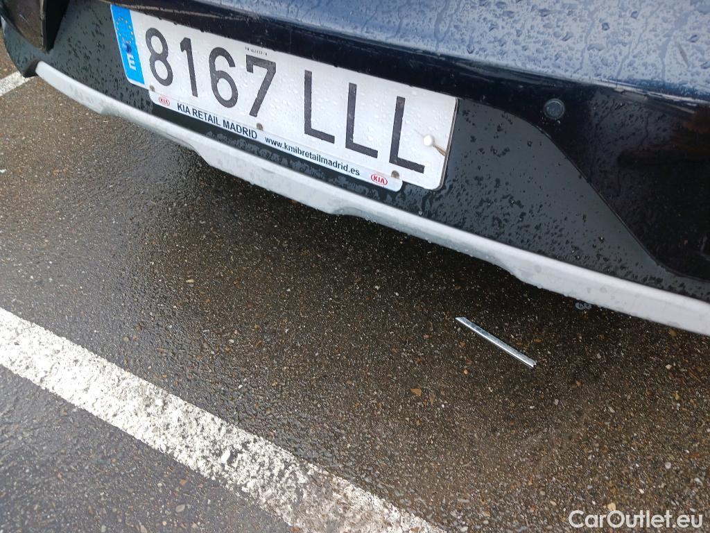  KIA  Niro KIA  / 2019 / 5P / crossover 1.6 GDi HEV 104kW (141CV) Drive #27