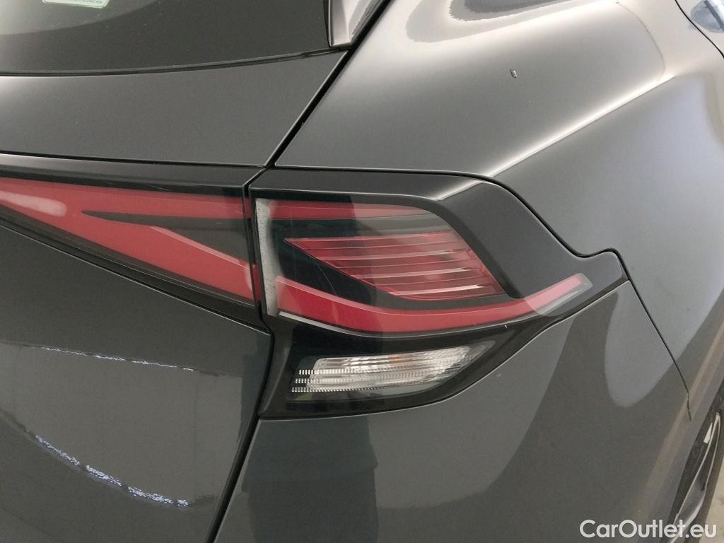  KIA  Sportage KIA  / 2022 / 5P / todoterreno 1.6 T-GDi MHEV 112kW (150CV) Drive 4X2 #3