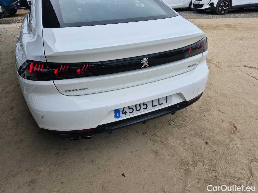  Peugeot  508 PEUGEOT  / 2018 / 5P / berlina con portón 5P Allure BlueHDi 120kW (160) S&S EAT8 #24