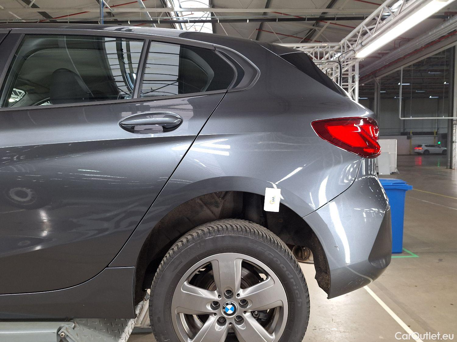  Bmw  Serie 1 BMW, 1-serie '19, BMW 1 Reeks Hatch 116dA (85 kW) 5d #25