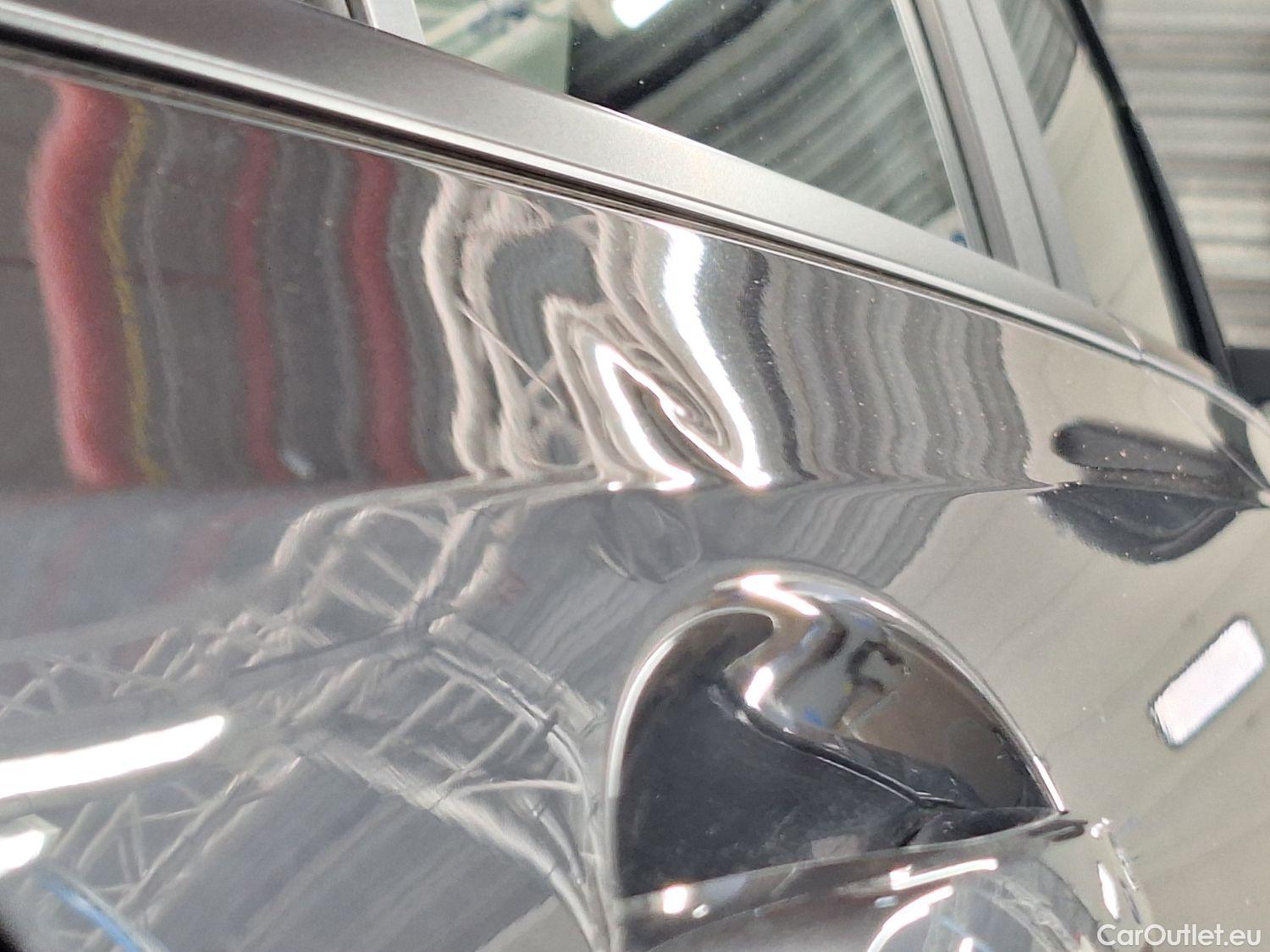  Bmw  Serie 3 BMW, 3-serie '18, BMW 3 Reeks Berline 318dA (110 kW) 4d #24