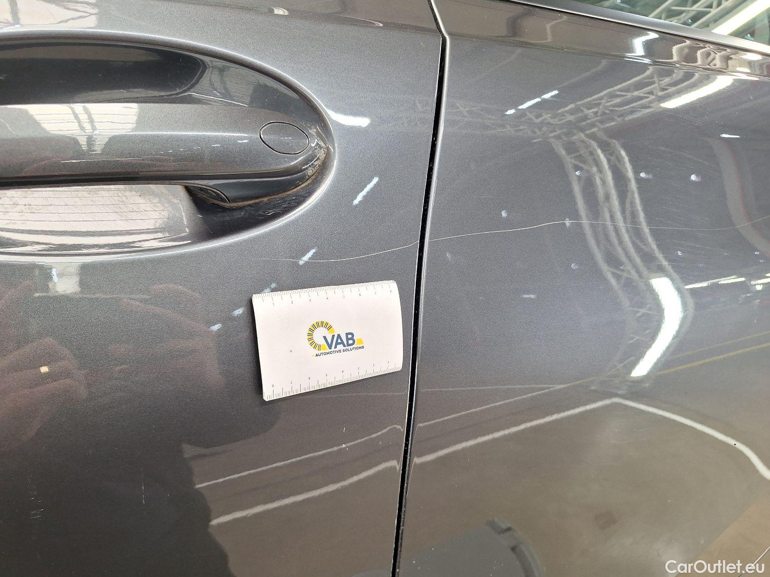  Bmw  Serie 3 BMW, 3-serie '18, BMW 3 Reeks Berline 318dA (110 kW) 4d #48