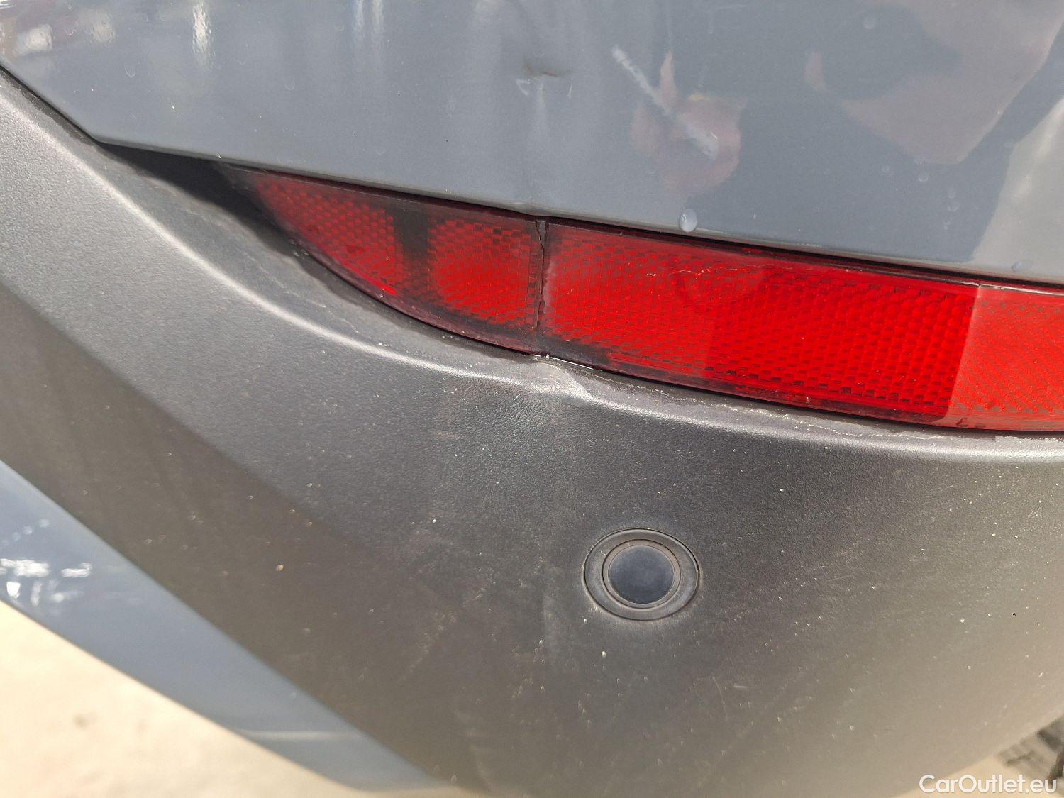  Bmw  X1 BMW,  FL'19, BMW  sDrive18iA (100 kW) 5d #38