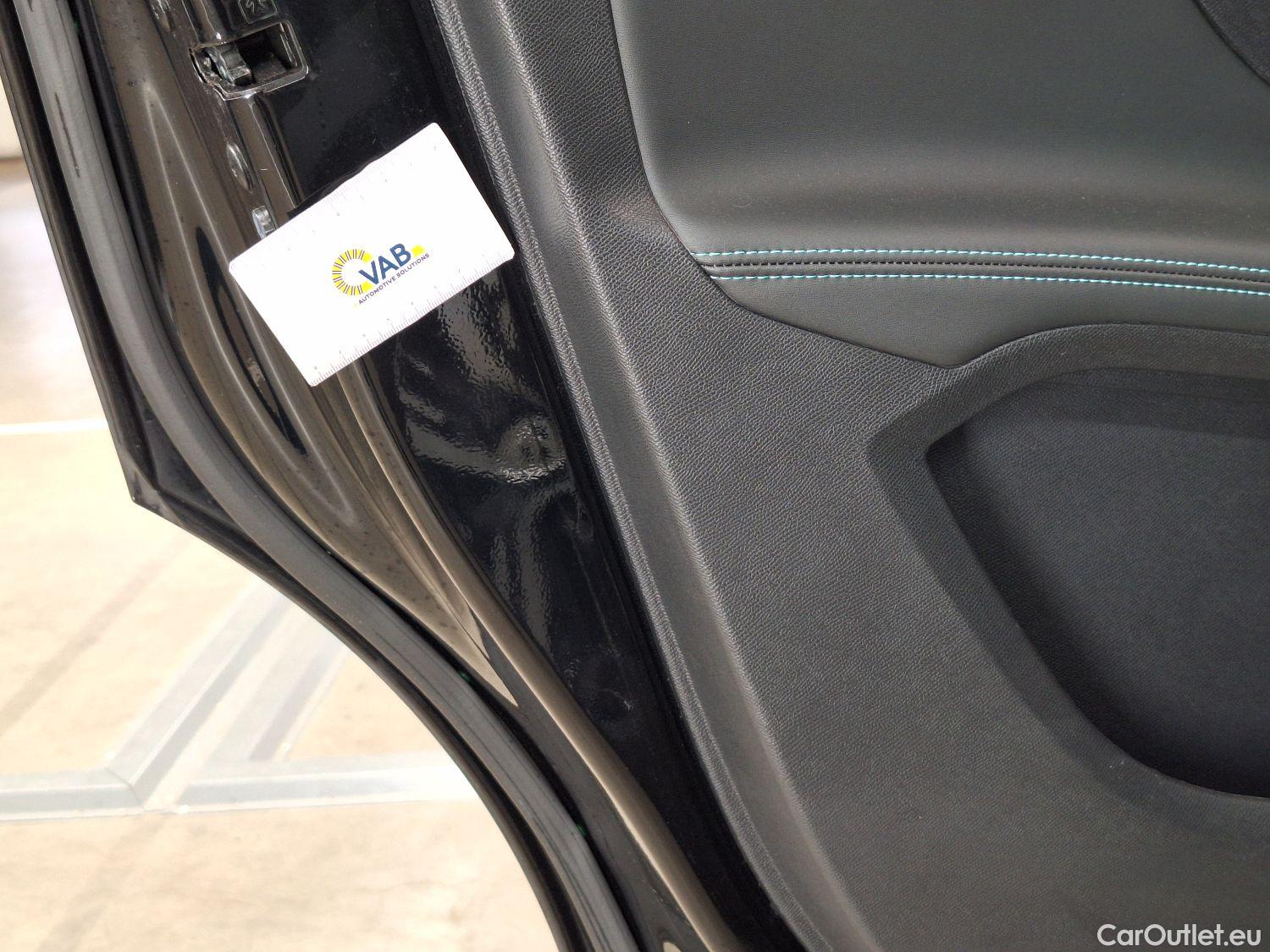  Peugeot  5008 Peugeot,  FL'20, Peugeot  1.5 BlueHDi 96kW S&S EAT8 Allure Pack #31