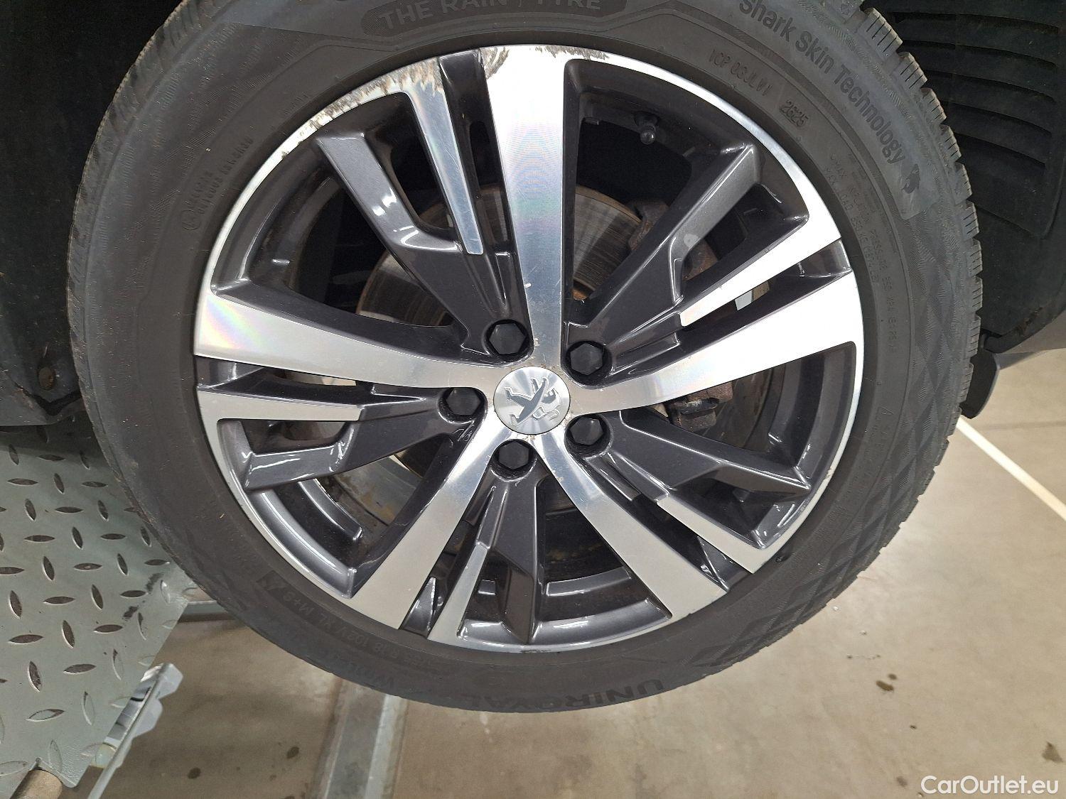  Peugeot  5008 Peugeot,  FL'20, Peugeot  1.5 BlueHDi 96kW S&S EAT8 Allure Pack #3