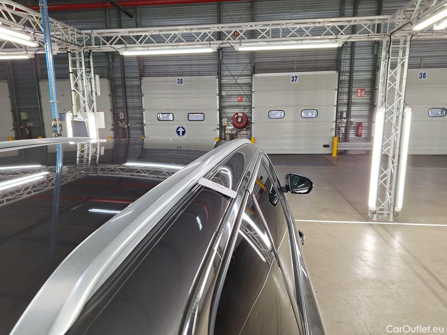  Peugeot  5008 Peugeot,  FL'20, Peugeot  1.5 BlueHDi 96kW S&S EAT8 Allure Pack #25