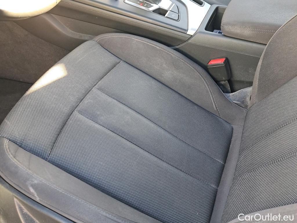  Audi  A4 AUDI  / 2019 / 4P / sedán Advanced 35 TDI 120kW (163CV) S tronic #19