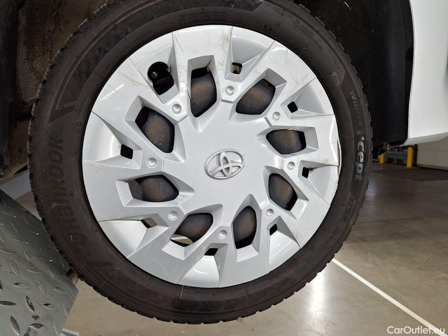  Toyota  Aygo Toyota,  FL'18, Toyota  1.0 VVT-i x-play II 5d #1