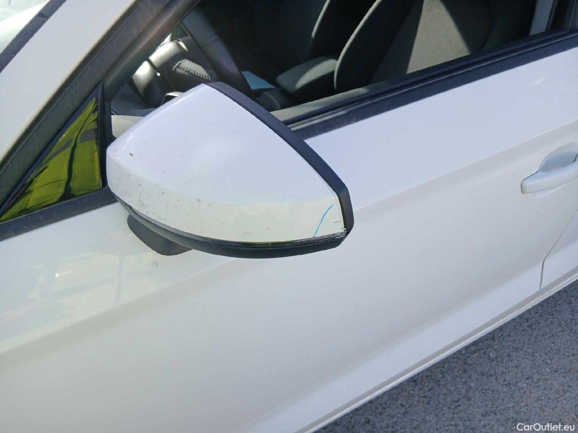  Audi  A3 AUDI  / 2016 / 4P / sedán Sedan 30 TFSI 85kW (116CV) #12