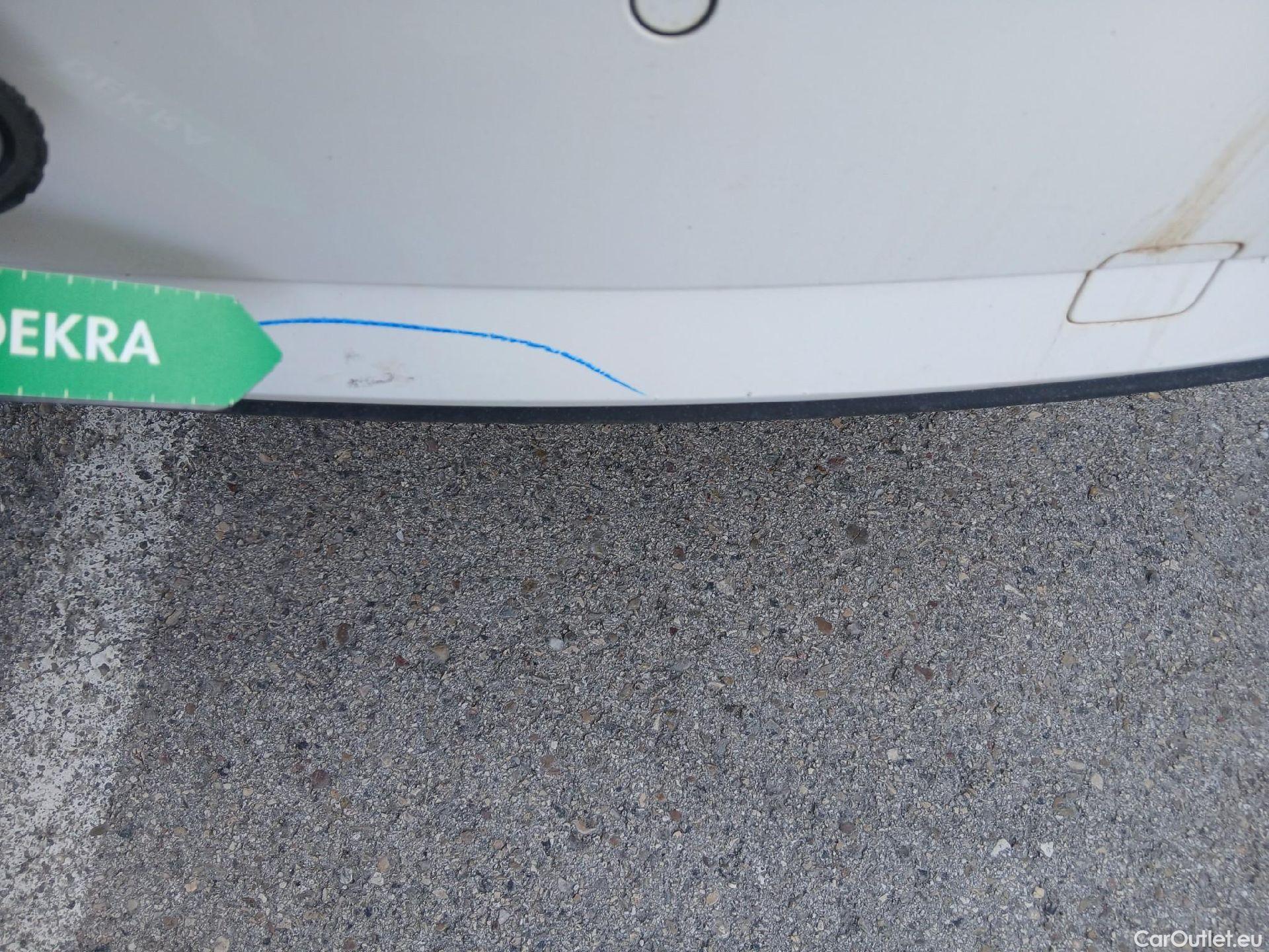  Audi  A3 AUDI  / 2016 / 4P / sedán Sedan 30 TFSI 85kW (116CV) #19