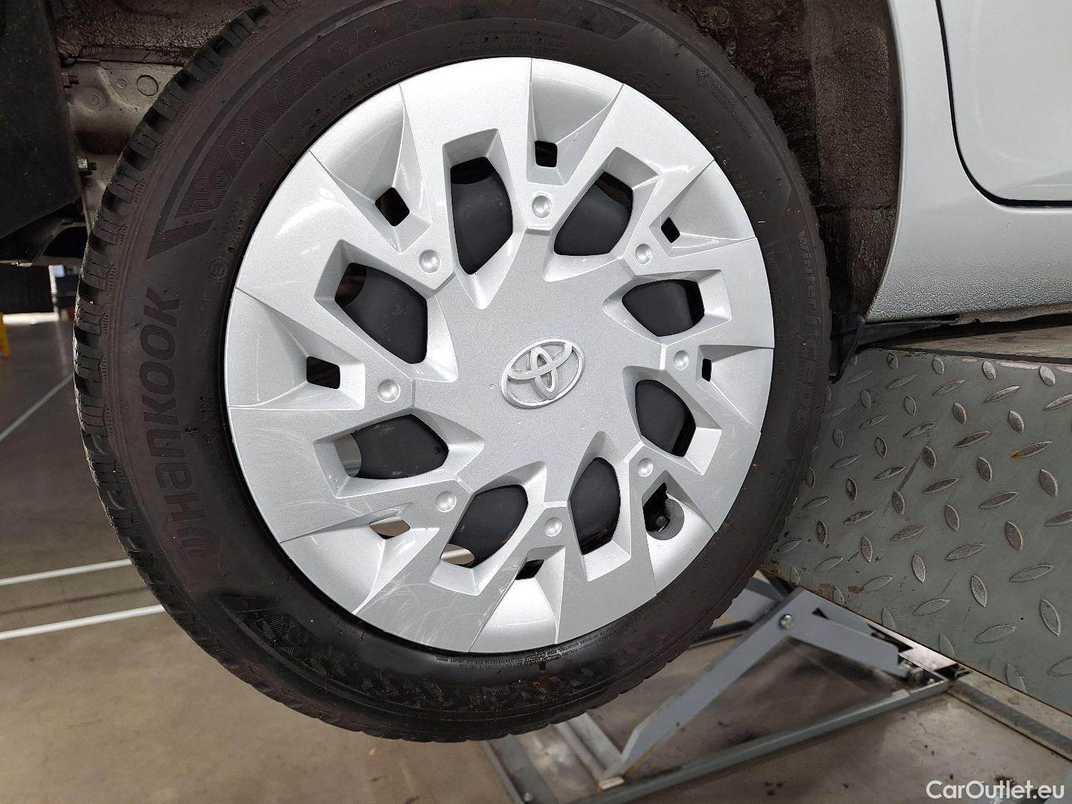  Toyota  Aygo Toyota,  FL'18, Toyota  1.0 VVT-i x-play II 5d #3