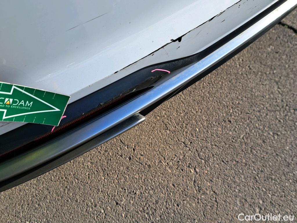  Audi  A4 AUDI  / 2019 / 4P / sedán Advanced 35 TDI 120kW (163CV) S tronic #10