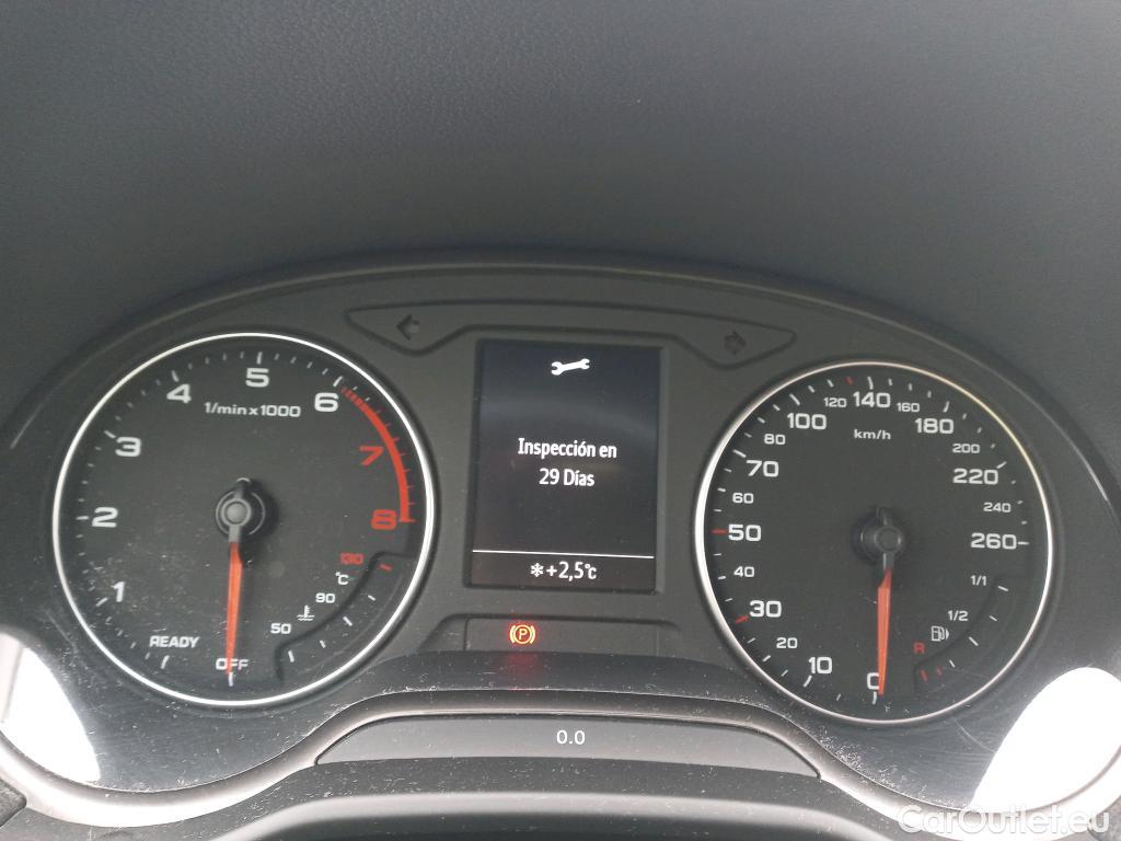  Audi  Q2 AUDI  / 2016 / 5P / todoterreno Design 30 TFSI 85kW (116CV) (AC) #15