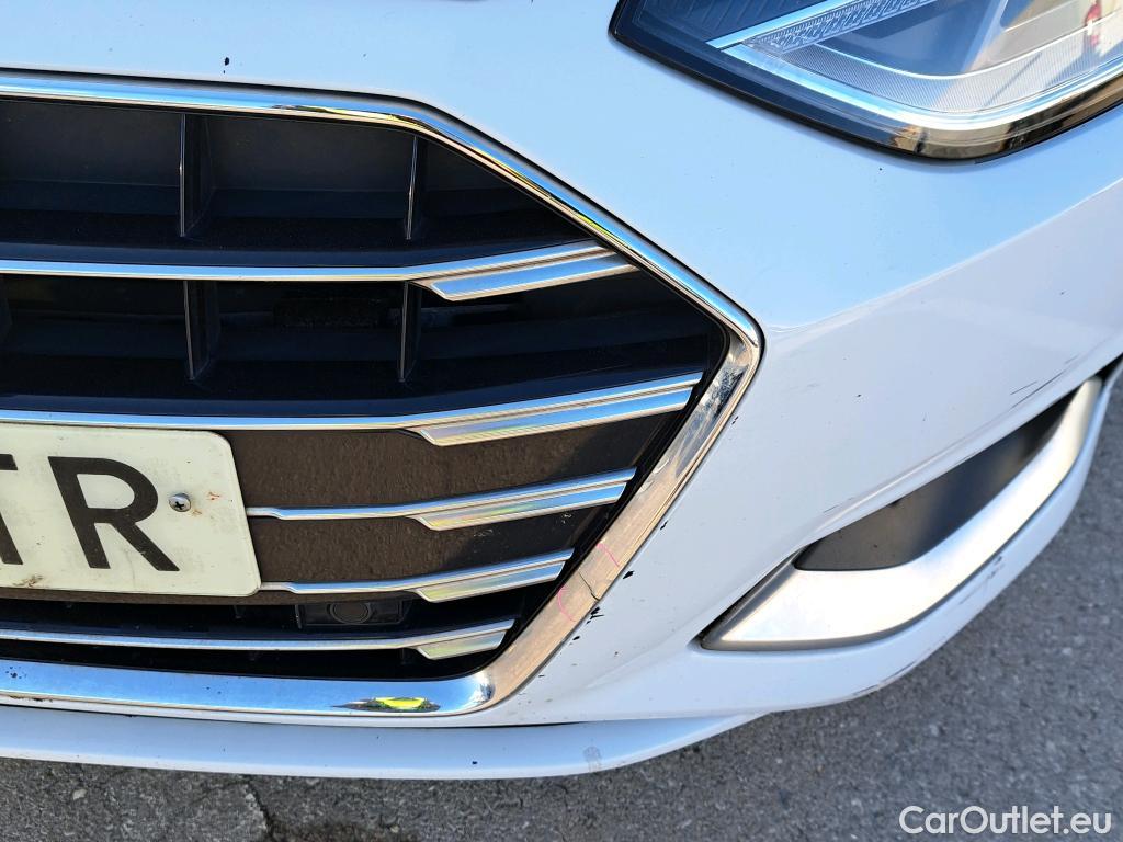  Audi  A4 AUDI  / 2019 / 4P / sedán Advanced 35 TDI 120kW (163CV) S tronic #1