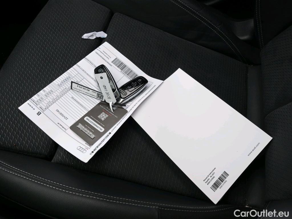  Audi  A7 Sportback AUDI A7 / 2017 / 5P / berlina con portón Sportback Compet 55 TFSIe 270KW qua S tr #9