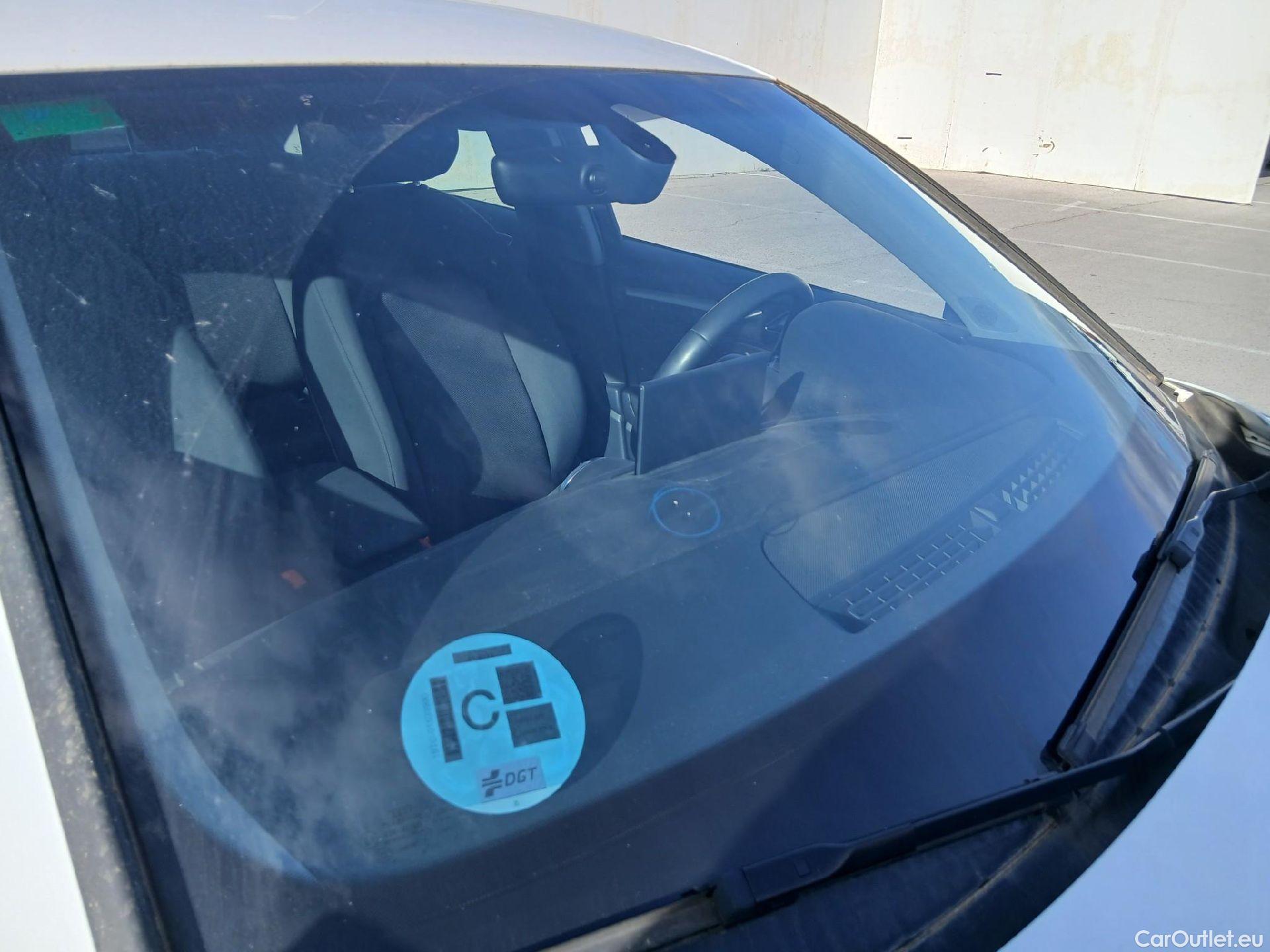  Audi  A3 AUDI  / 2016 / 4P / sedán Sedan 30 TFSI 85kW (116CV) #6