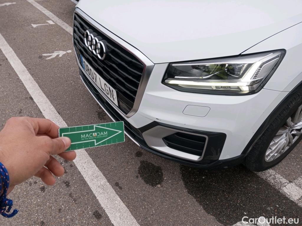  Audi  Q2 AUDI  / 2016 / 5P / todoterreno Design 30 TFSI 85kW (116CV) (AC) #10