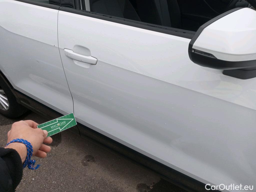  Audi  Q2 AUDI  / 2016 / 5P / todoterreno Design 30 TFSI 85kW (116CV) (AC) #4