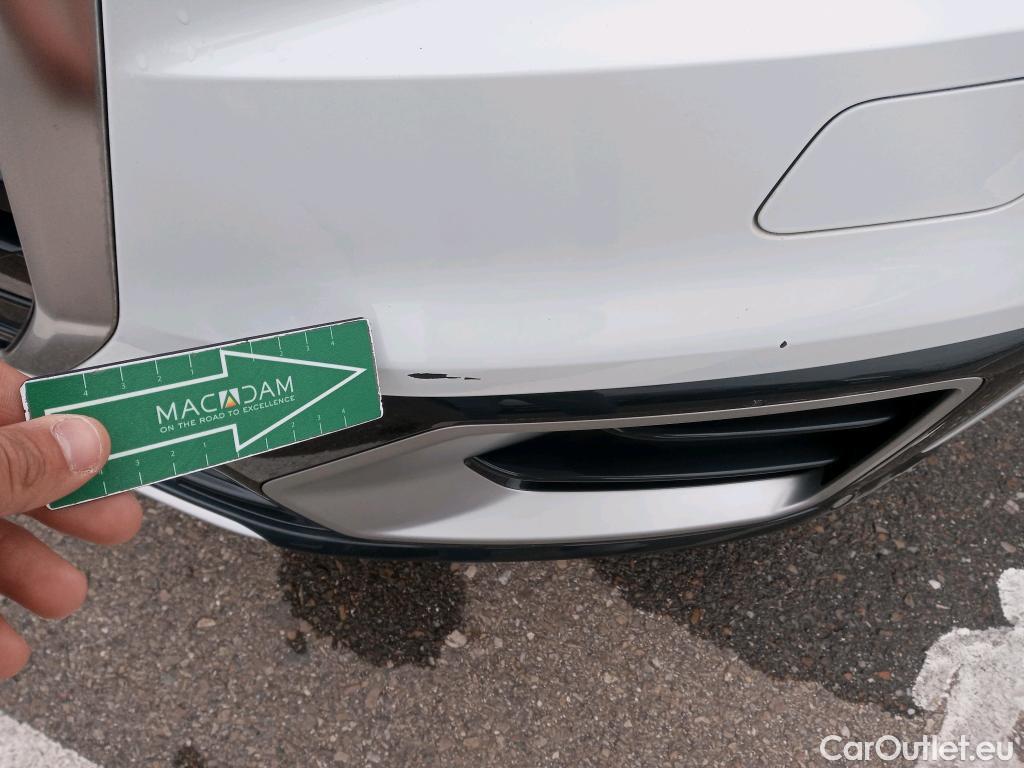  Audi  Q2 AUDI  / 2016 / 5P / todoterreno Design 30 TFSI 85kW (116CV) (AC) #9