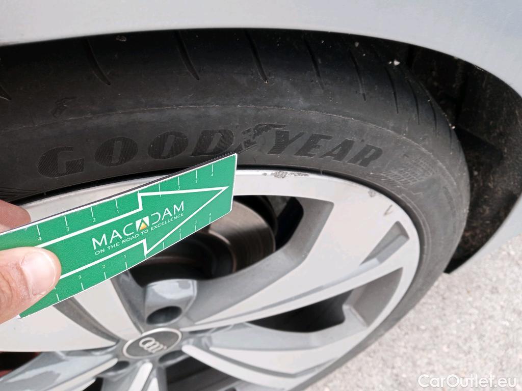  Audi  A7 Sportback AUDI A7 / 2017 / 5P / berlina con portón Sportback Compet 55 TFSIe 270KW qua S tr #3