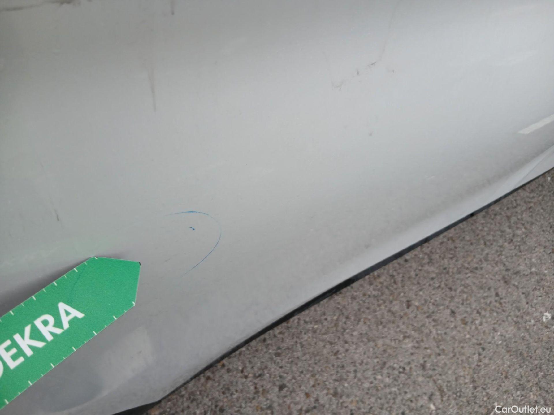  Bmw  X1 BMW  / 2019 / 5P / todoterreno sDrive16d Business #16