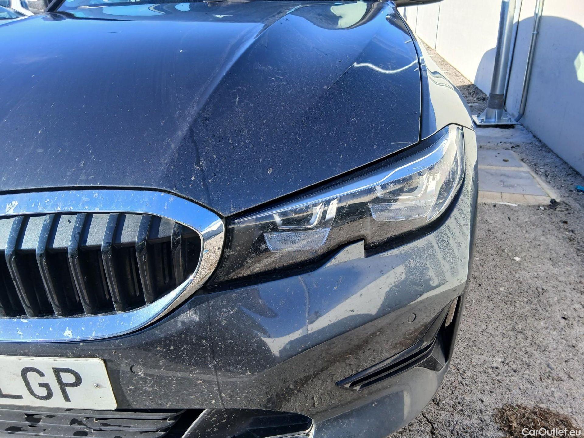  Bmw  Serie 3 BMW  / 2018 / 4P / sedán 318d #8