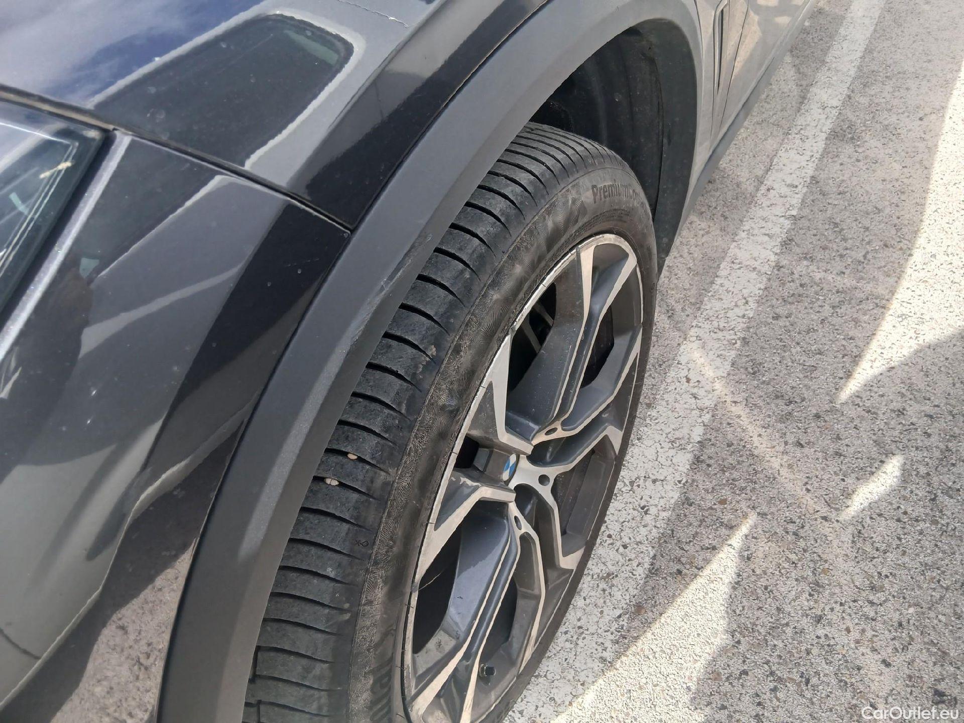  Bmw  X5 BMW  / 2018 / 5P / todoterreno xDrive45e (AC) #9