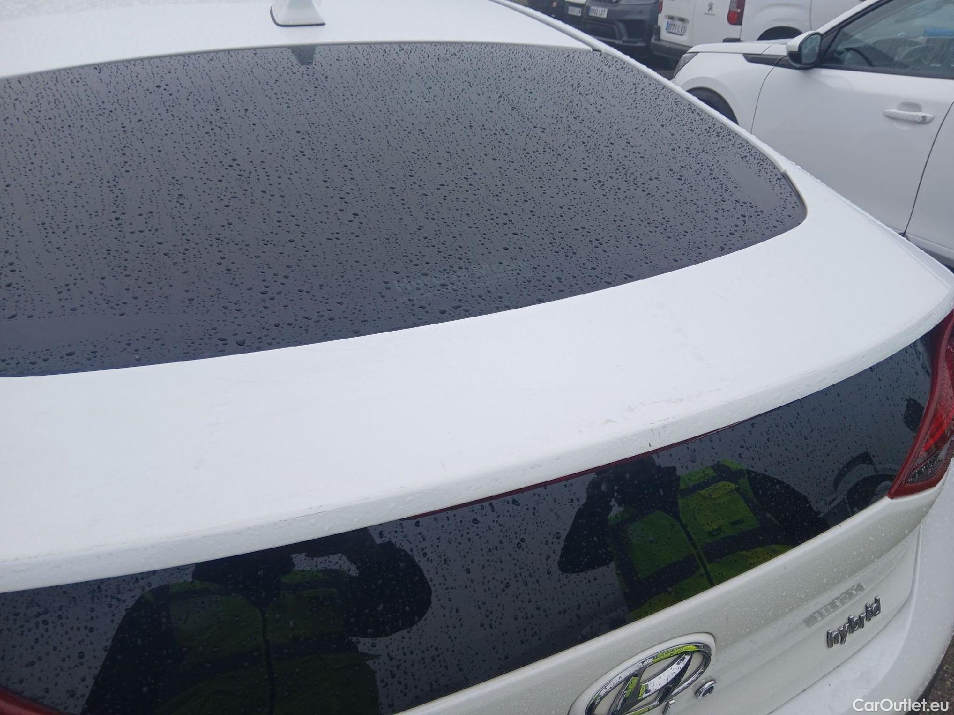  Hyundai   Ioniq HYUNDAI / 2019 / 5P / berlina con portón 1.6 GDI HEV Klass LE DCT #21