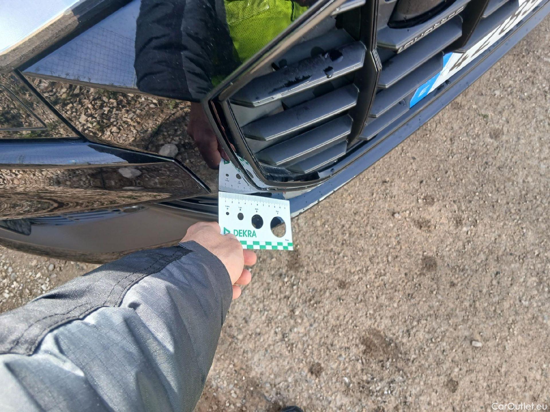  Audi  Q8 AUDI  / 2018 / 5P / todoterreno 45 TDI 170kW Black L quattro tiptronic #1