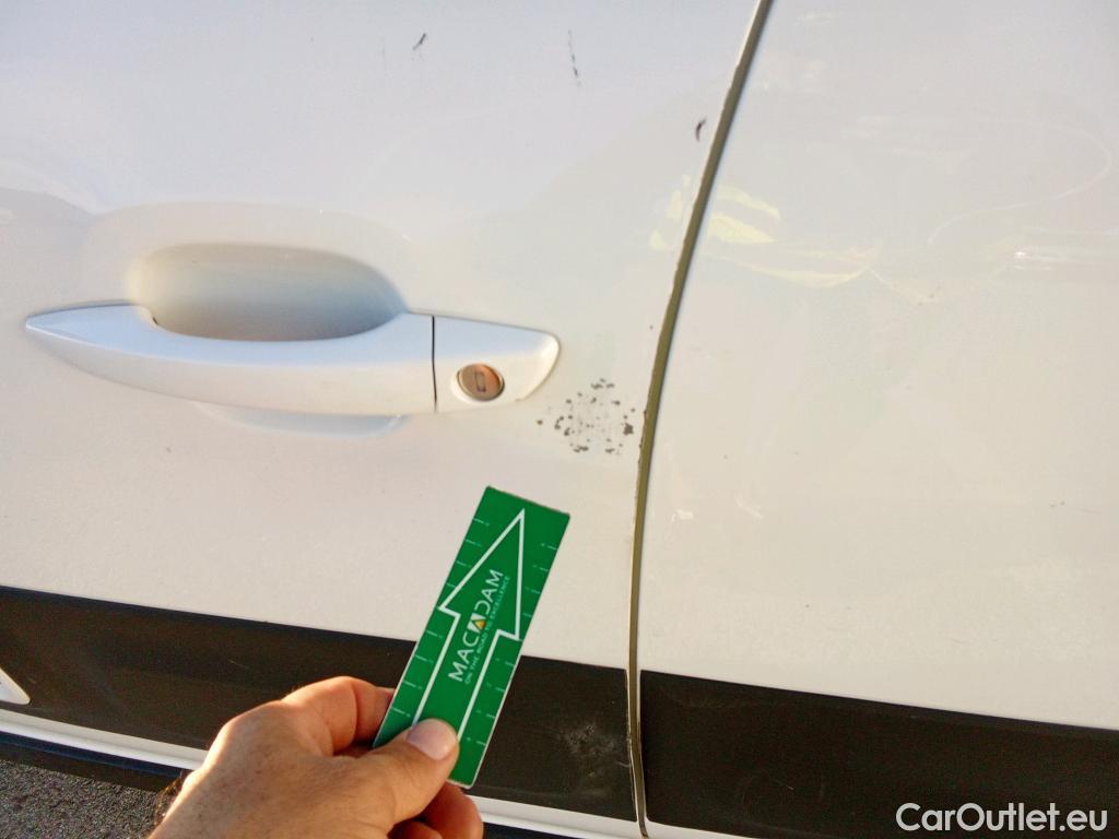  Citroen  C3 CITROEN  / 2020 / 5P / berlina con portón PureTech 81KW (110CV) S&S Feel Pack (AC2) #8