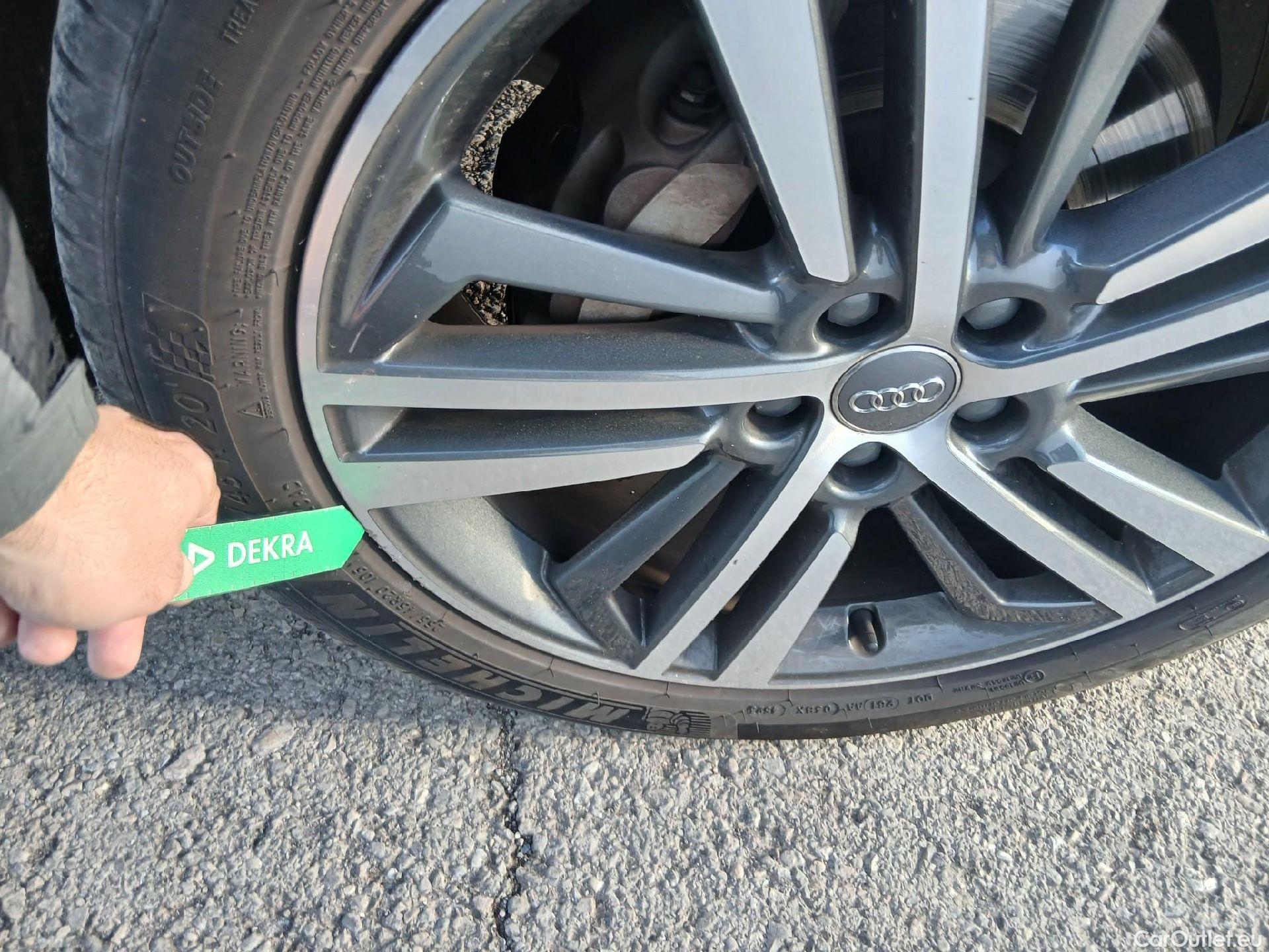  Audi  Q5 AUDI  / 2016 / 5P / todoterreno Competition 55 TFSI E quattro S tronic #27