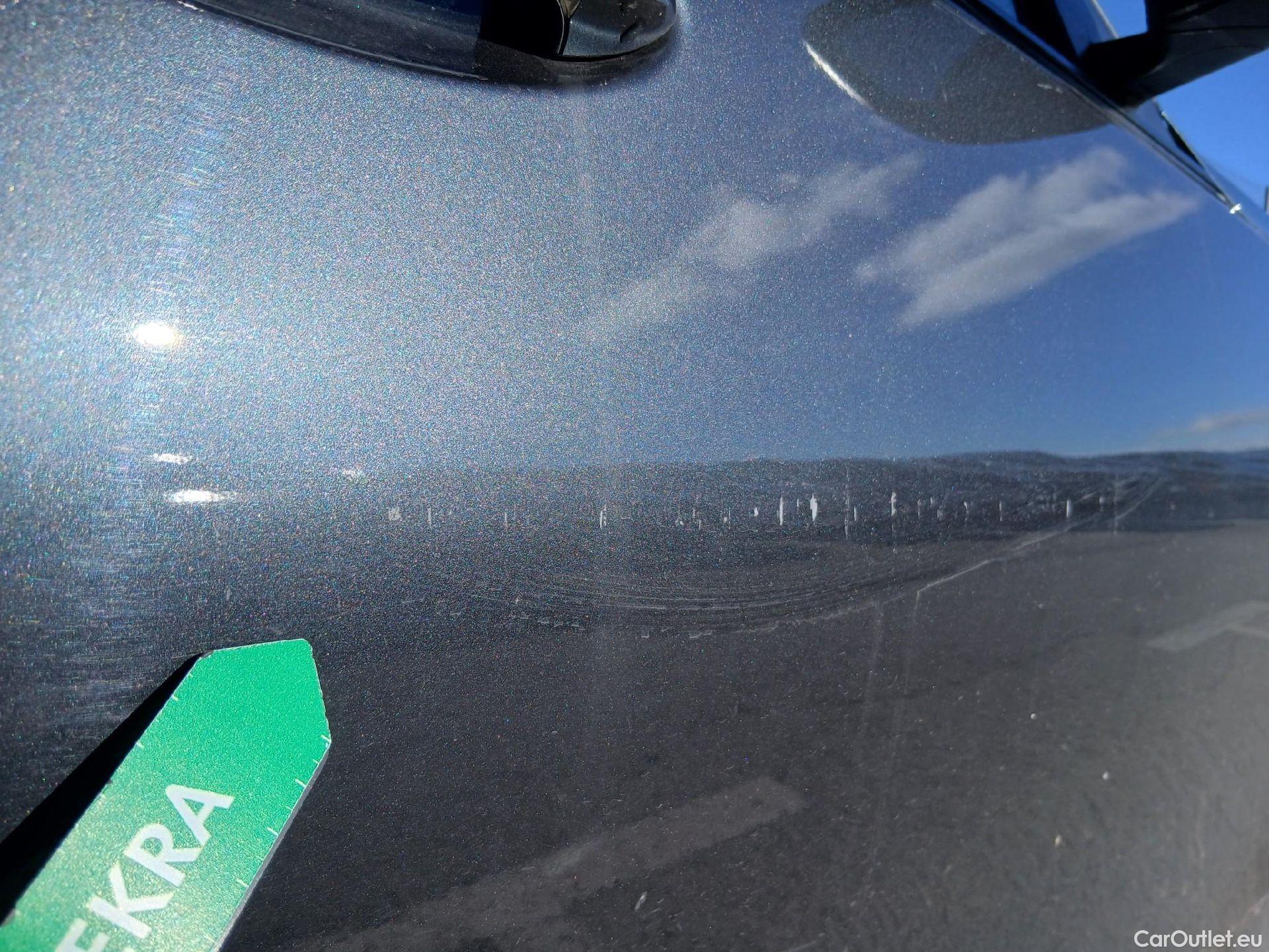  Bmw  Serie 3 BMW  / 2018 / 4P / sedán 318d #41