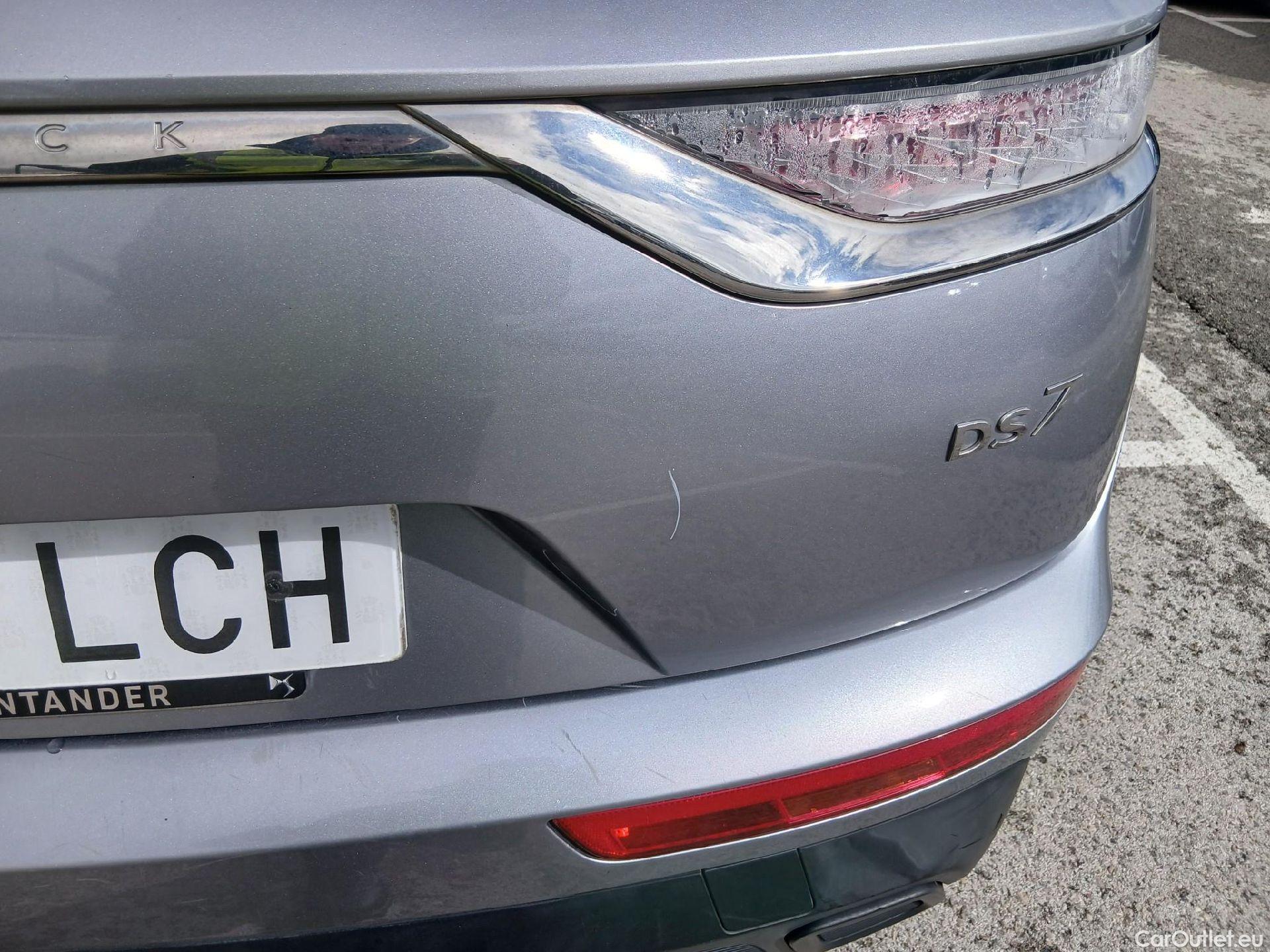  DS  DS7 DS DS 7 Crossback / 2017 / 5P / todoterreno BlueHDi DE 96kW (130CV) BE CHIC (AC) #33