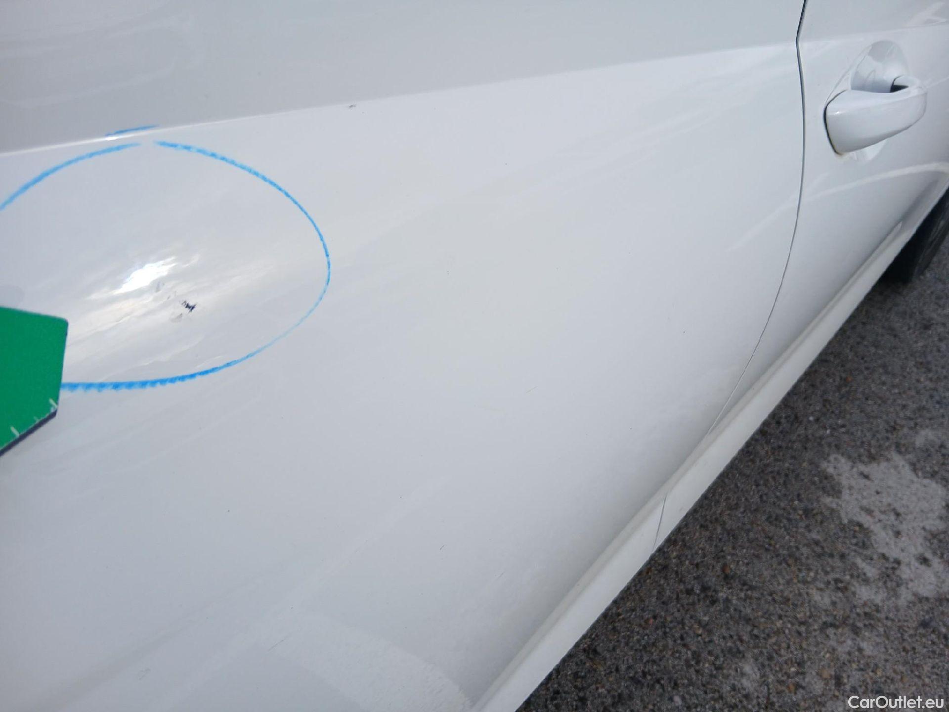  Hyundai  i20 HYUNDAI  / 2020 / 5P / berlina con portón 1.2 MPI SLX #39