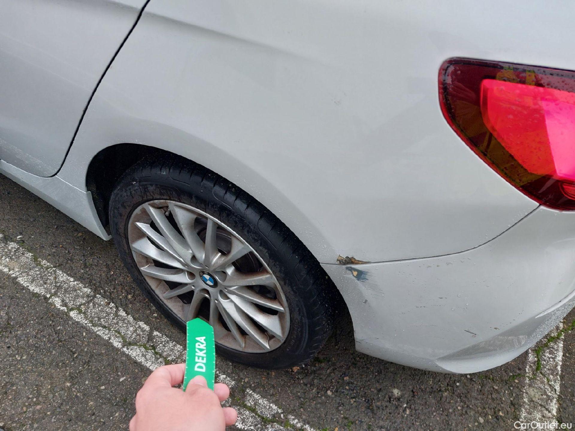  Bmw  Serie 1 BMW  / 2019 / 5P / berlina con portón 118i #8