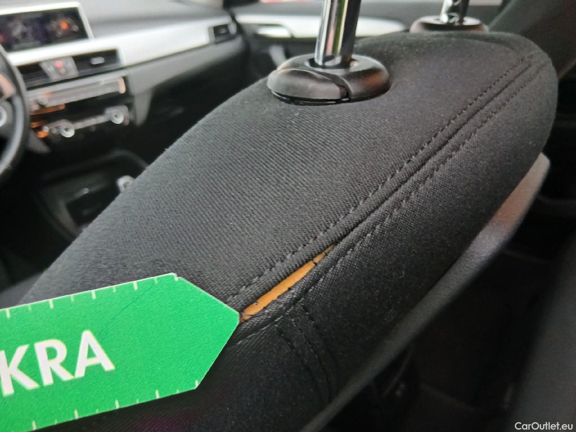  Bmw  X1 BMW  / 2019 / 5P / todoterreno sDrive16d Business #4