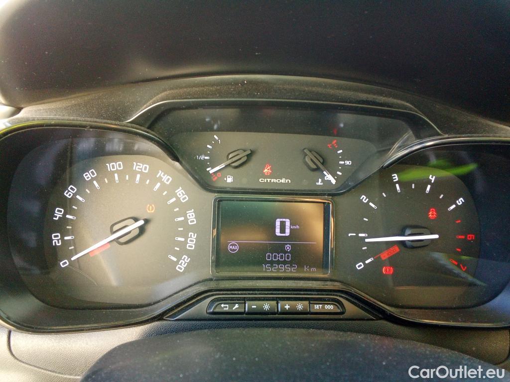  Citroen  C3 CITROEN  / 2020 / 5P / berlina con portón PureTech 81KW (110CV) S&S Feel Pack (AC2) #24