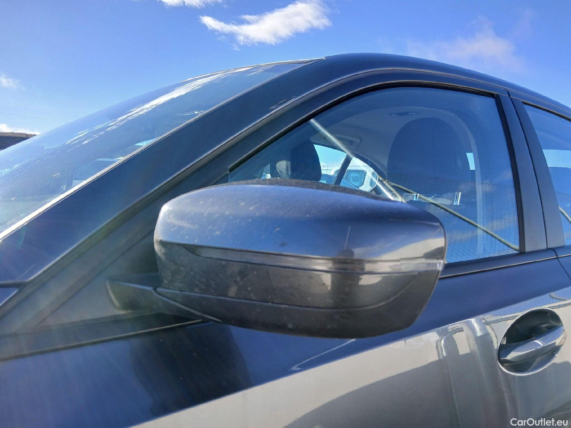  Bmw  Serie 3 BMW  / 2018 / 4P / sedán 318d #13