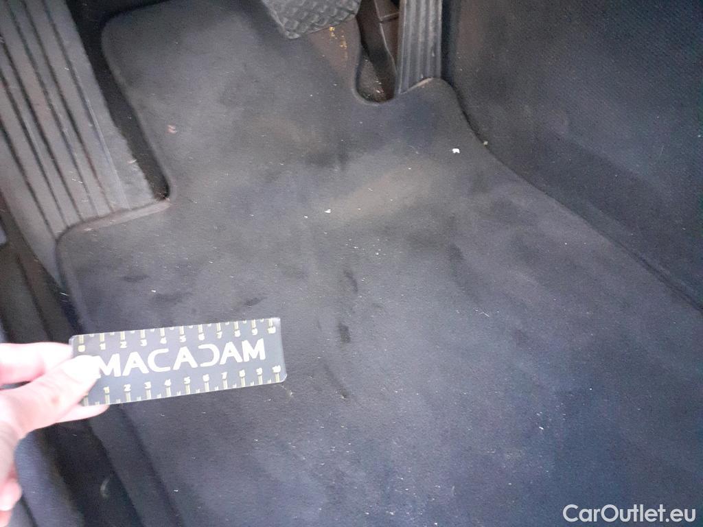  Bmw  Serie 5 BMW  / 2020 / 4P / sedán 530e #14