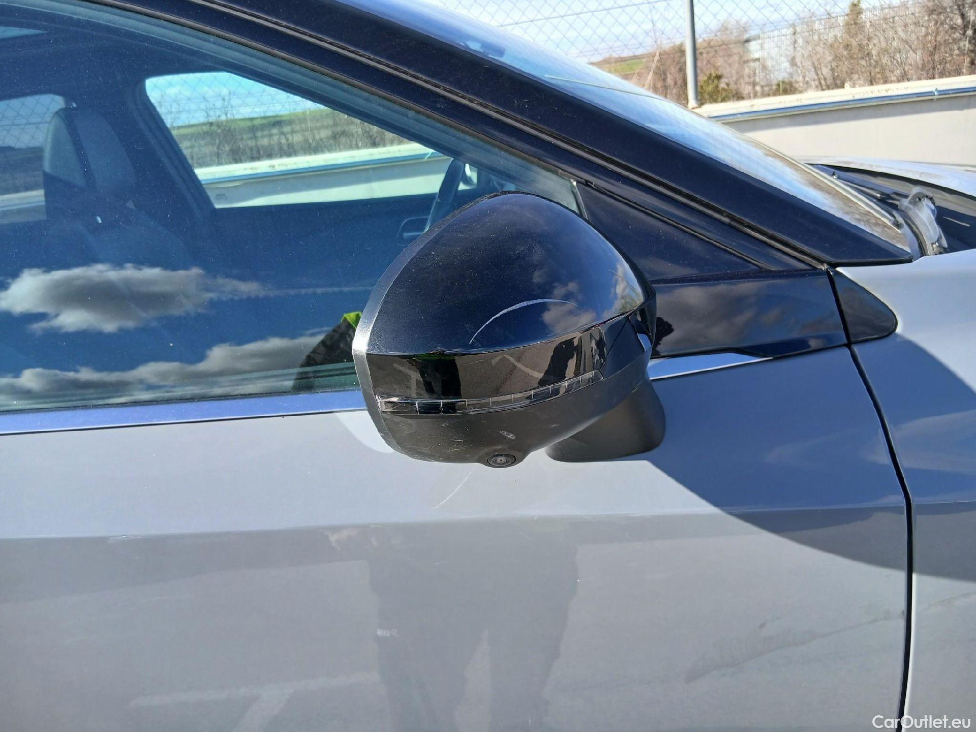  Nissan  Qashqai NISSAN  / 2021 / 5P / todoterreno DIG-T 116kW (158CV) mHEV Xtronic Tekna+ #20