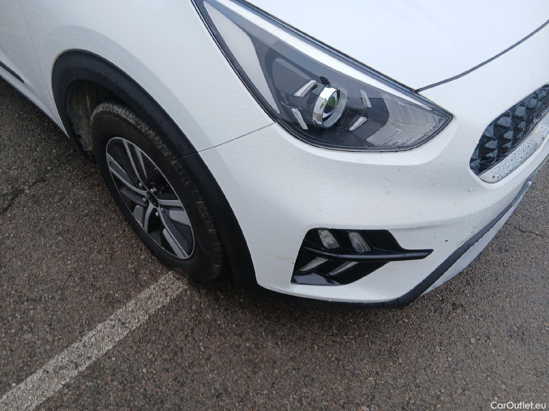  KIA  Niro KIA  / 2019 / 5P / crossover 1.6 GDi HEV 104kW (141CV) Drive #3