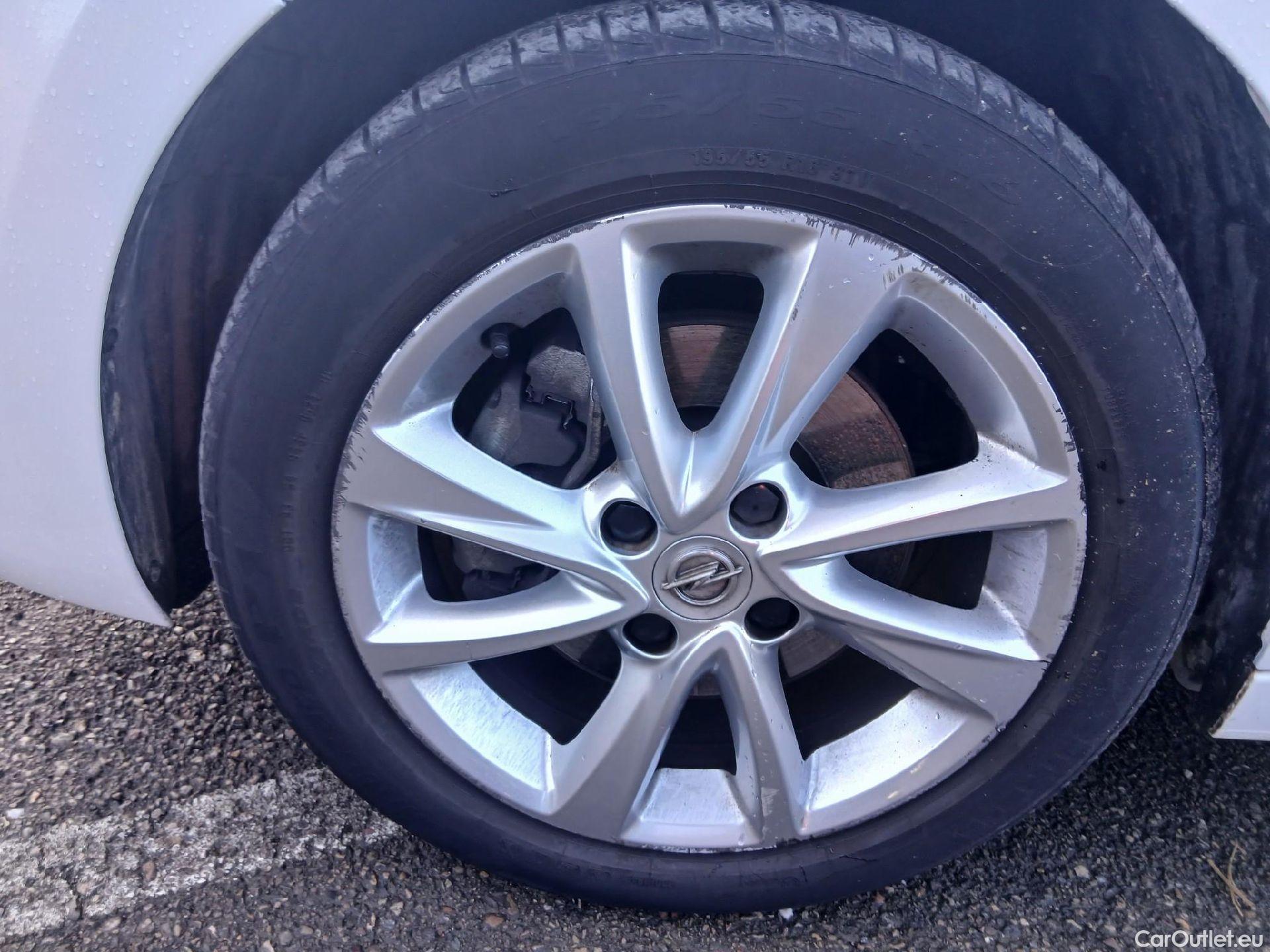  Opel  Corsa OPEL  1.2T XHL 74kW (100CV) Elegance #2