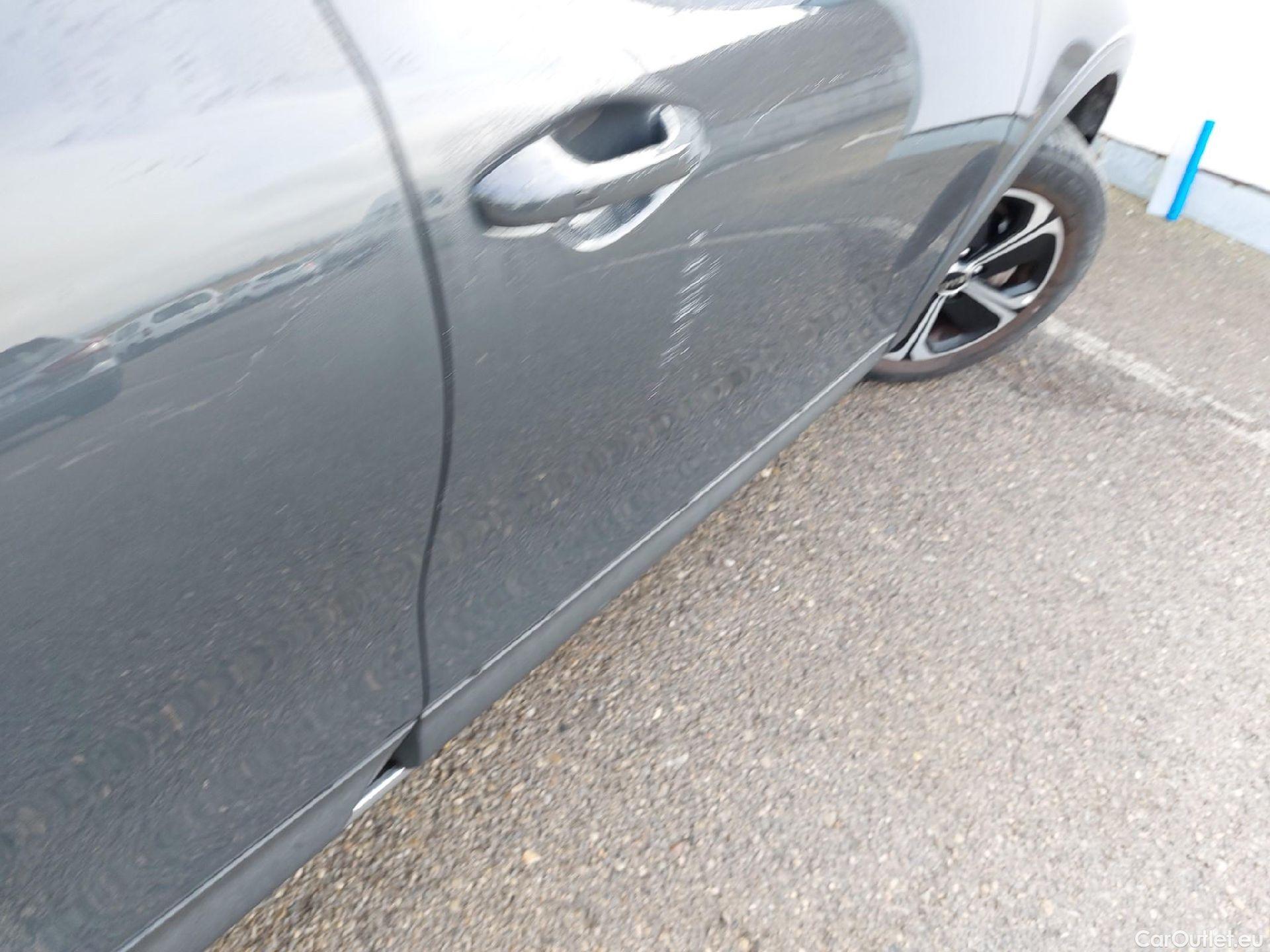  KIA  XCeed KIA  1.6 GDi PHEV 104kW (141CV) eDrive (AC) #17